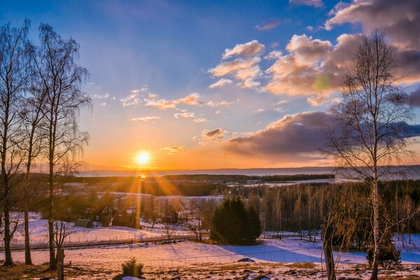 Winterlandschaft. Sonnenuntergang