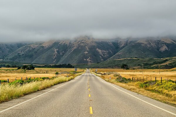 Negli Stati Uniti, le strade vanno nelle nuvole