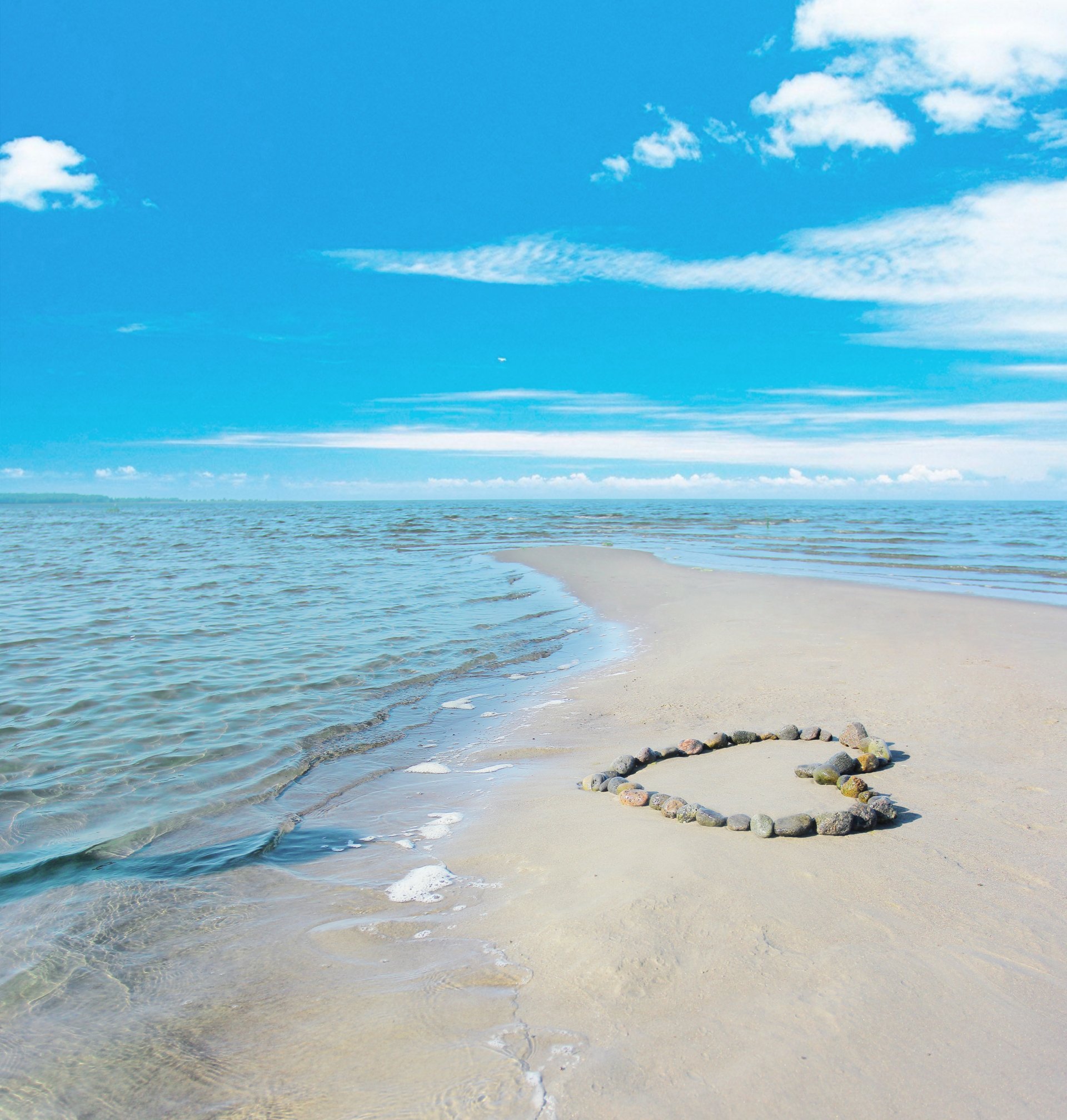 море небо сердце сердечко любовь романтика солнце вода песок камни облака пейзаж волны красота берег пляж