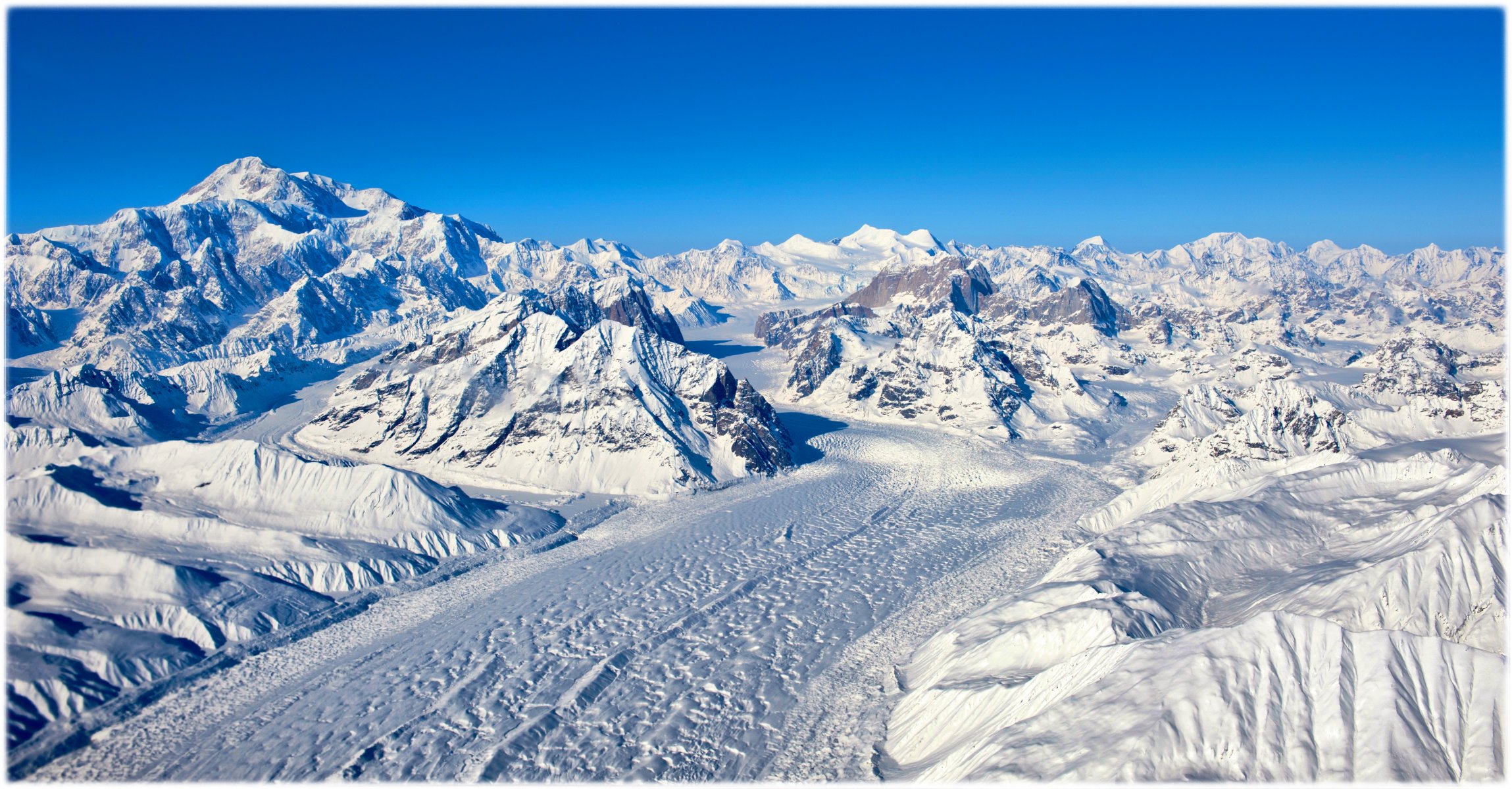 himalaya montañas picos laderas nieve glaciar cielo