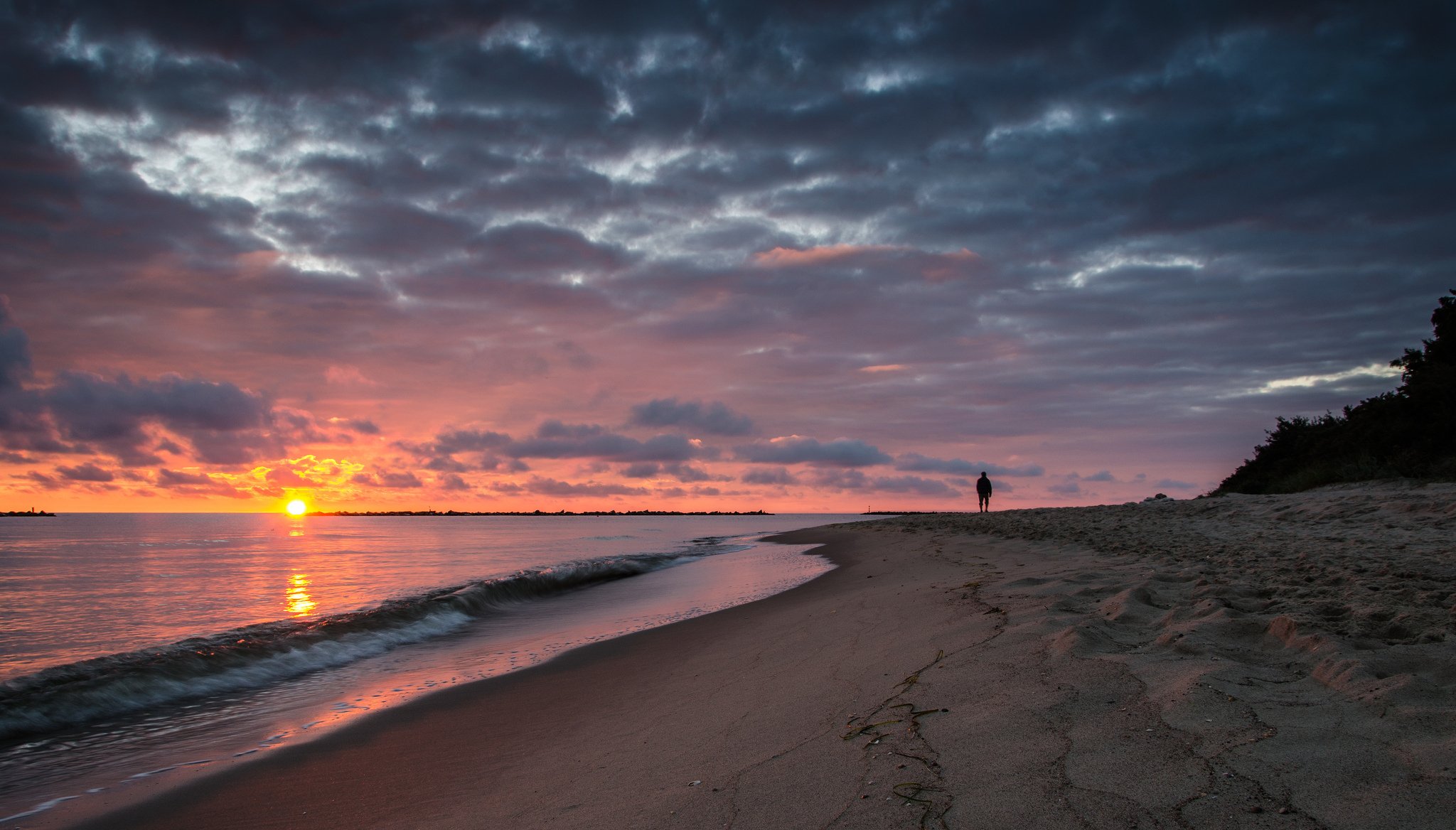 ea beach morning dawn walk