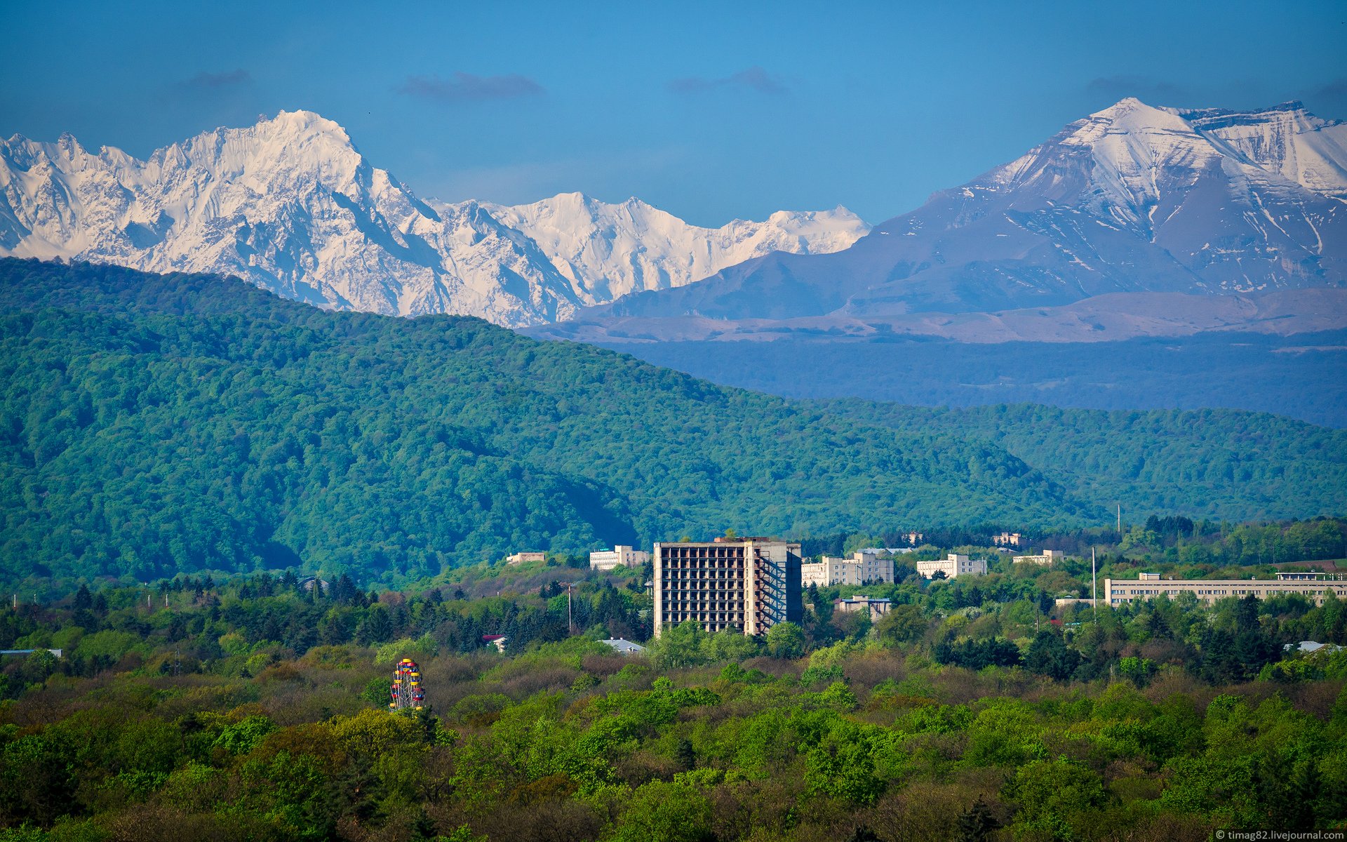 nalchik kabardino-balkaria cbd grande catena montuosa del caucaso russia montagne foresta parco