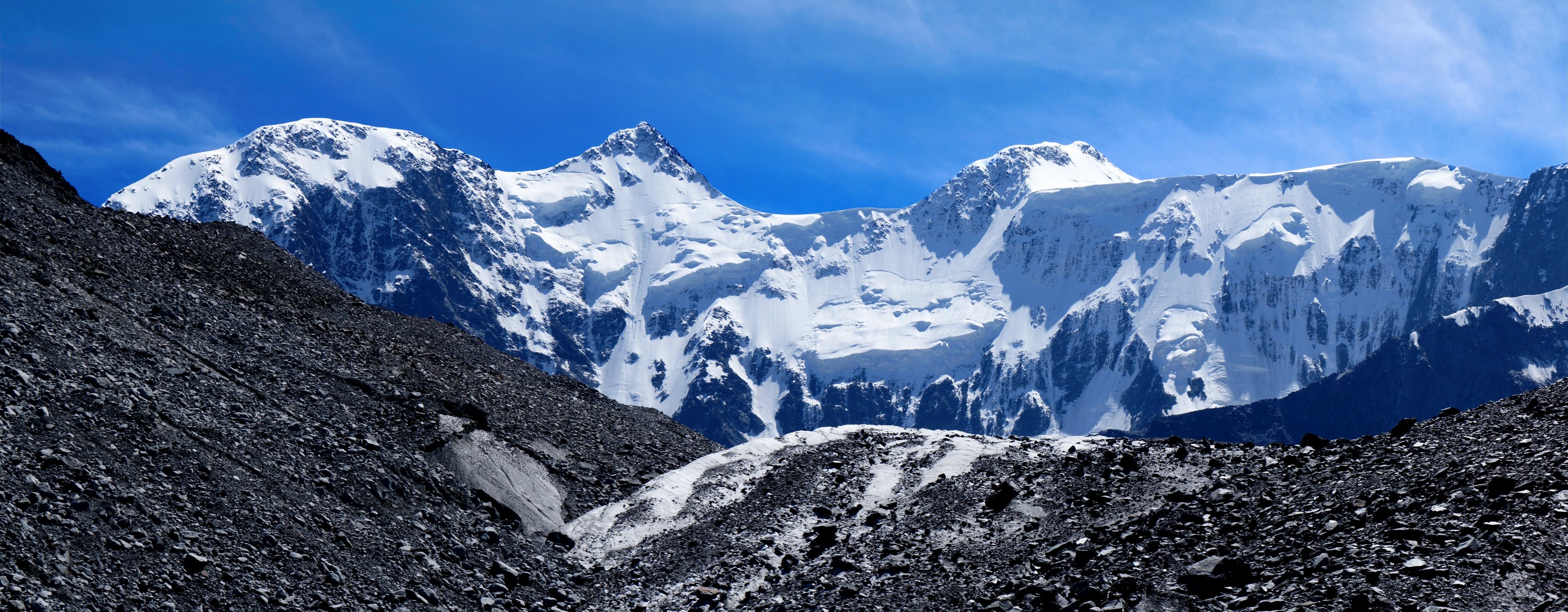 montagnes glacier montagne altaï montagne béluga