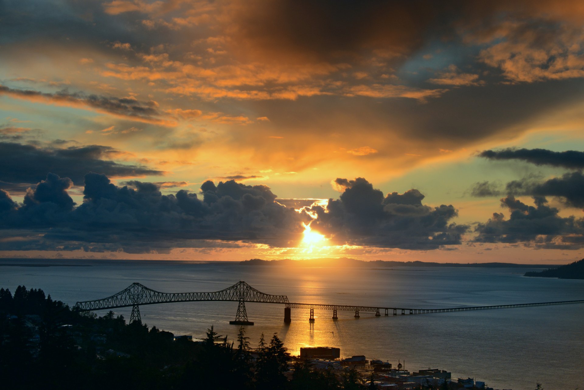 baie pont soleil nuages coucher de soleil