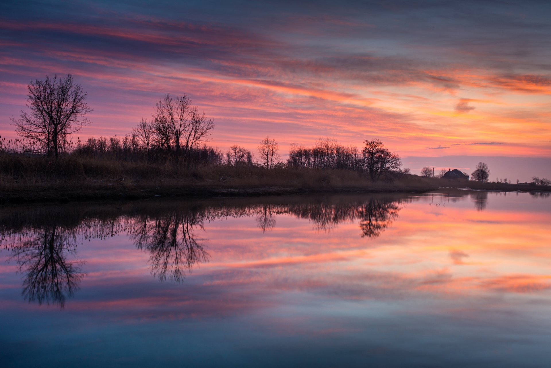 estados unidos connecticut municipio tarde crepúsculo puesta de sol cielo nubes río agua superficie costa árboles reflexión naturaleza