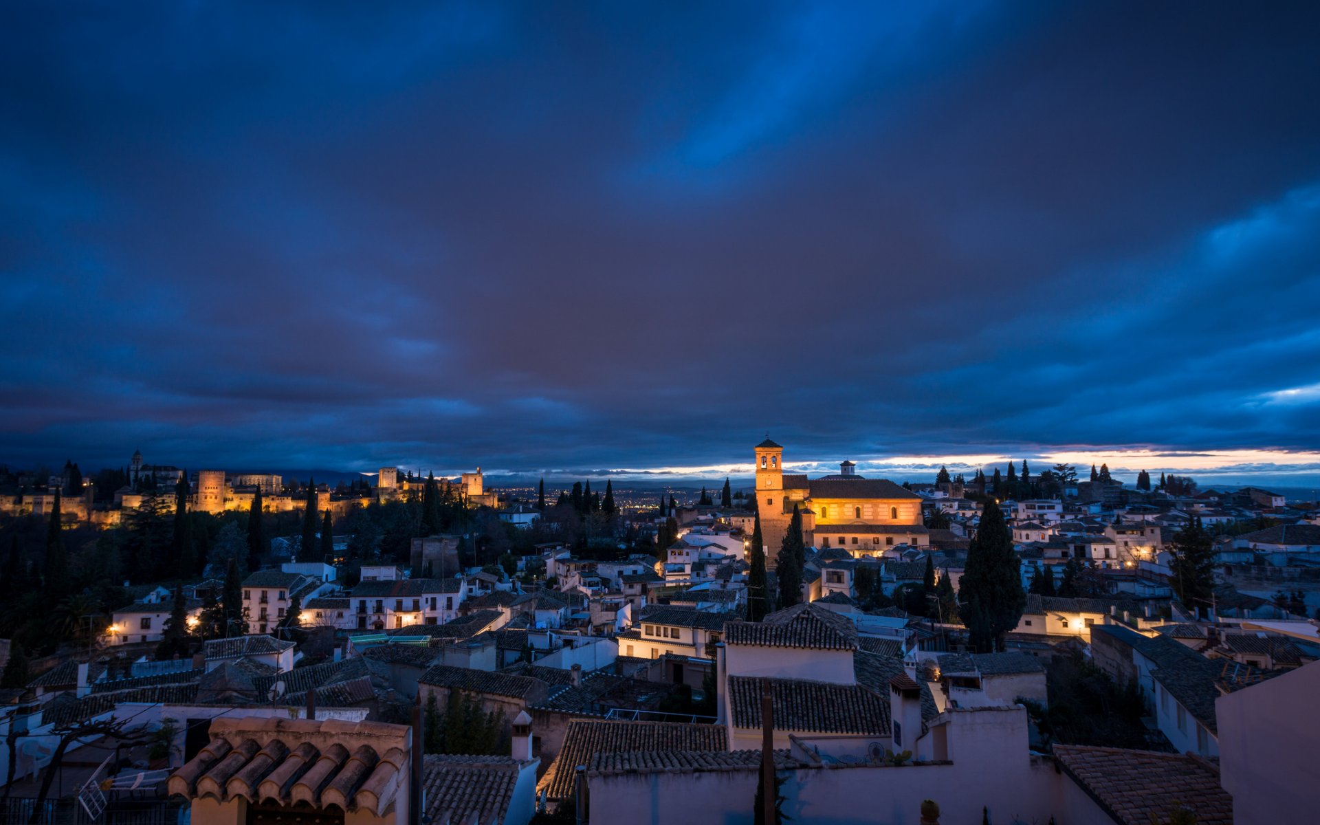 espagne grenade province architecture éclairage rétro-éclairage soir bleu ciel nuages