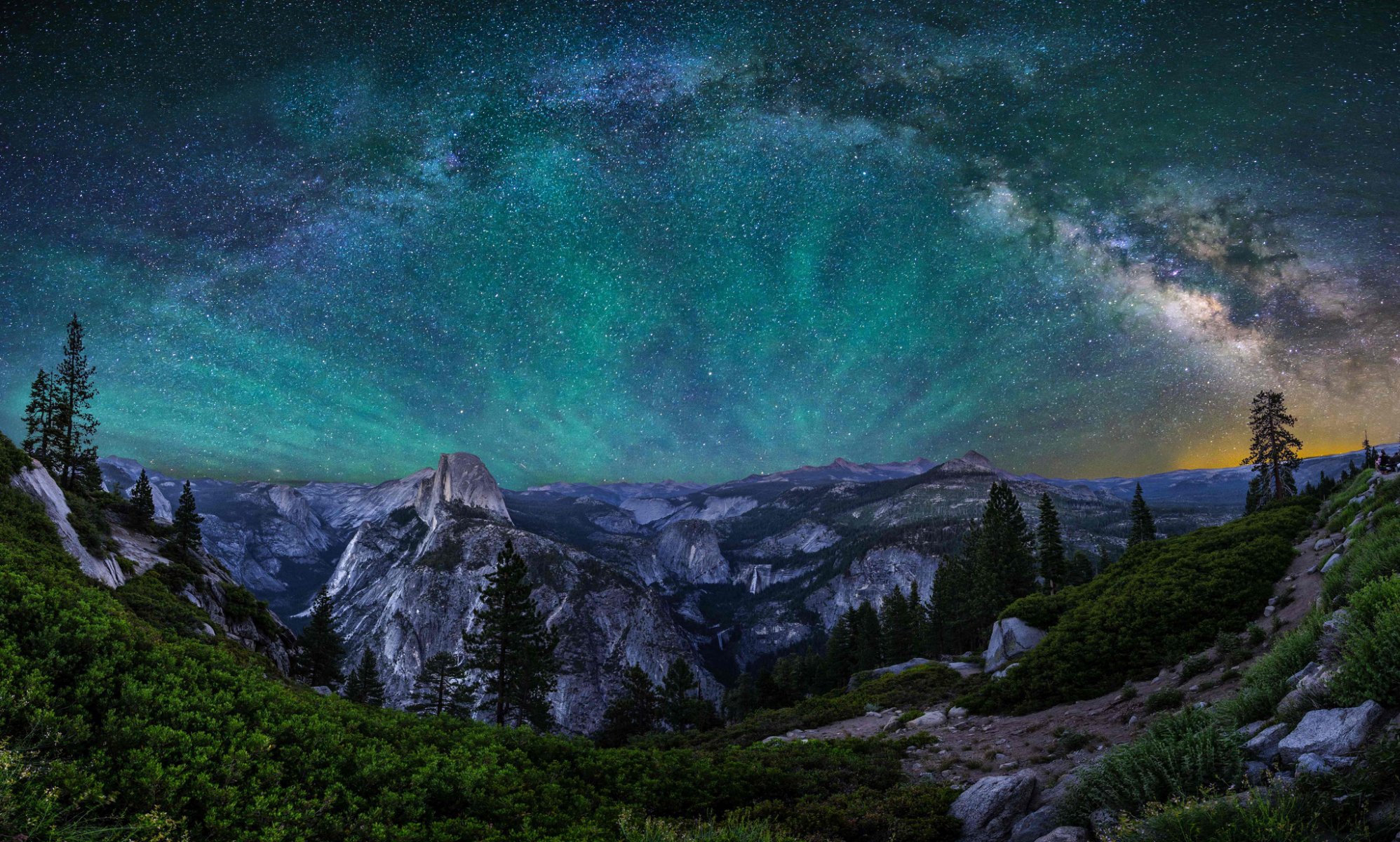 états-unis californie yosemite parc national montagnes nuit ciel étoiles lueur