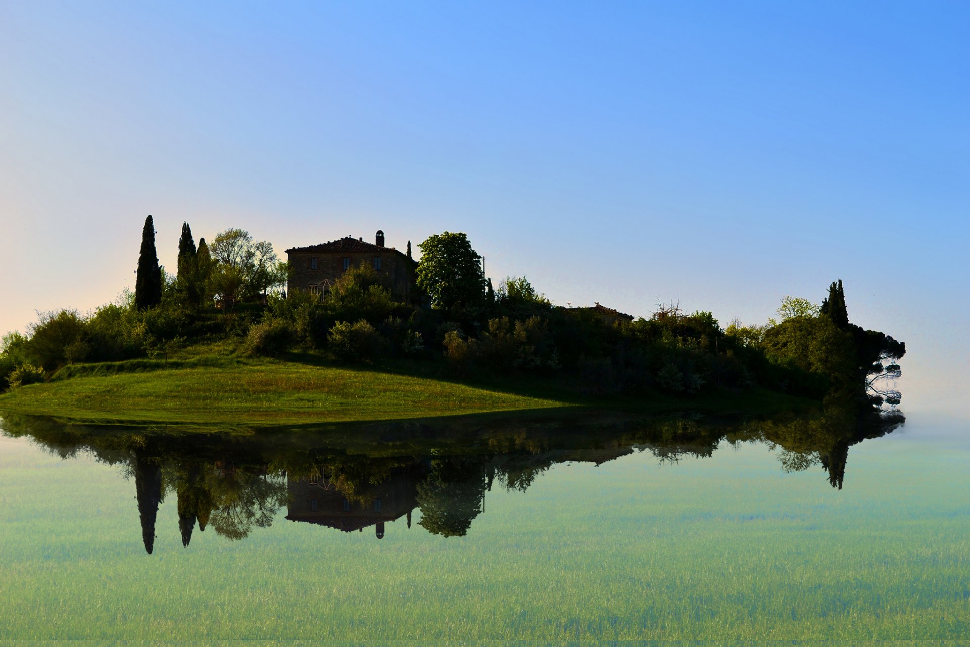 lac île maison arbres