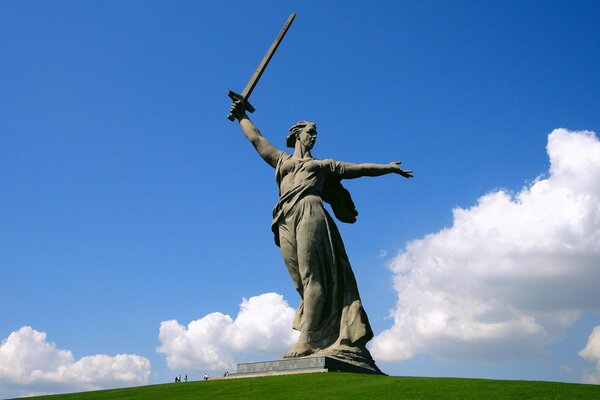 Monumento-madre patria a Volgograd