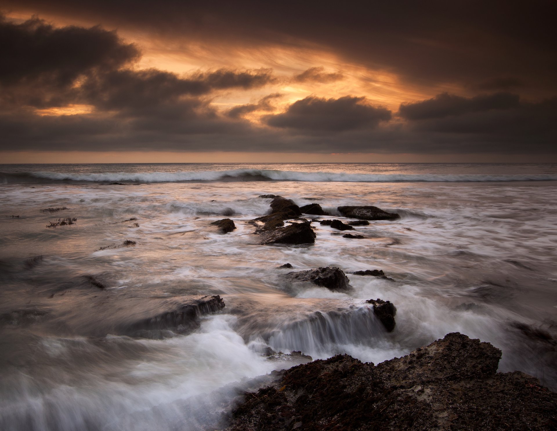 usa kalifornia ocean brzeg skały wieczór zachód słońca niebo chmury