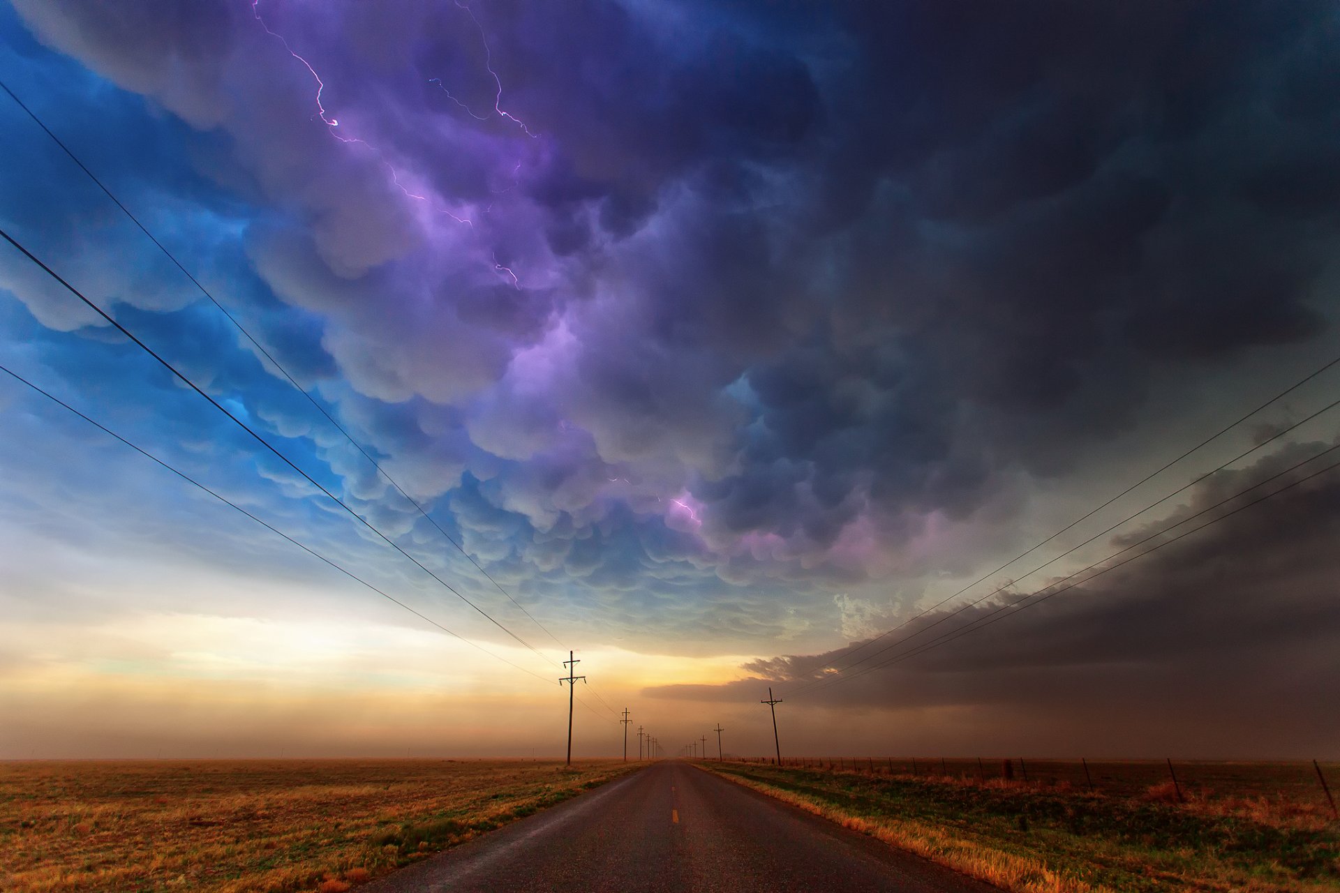 etats-unis texas route tempête nuages foudre