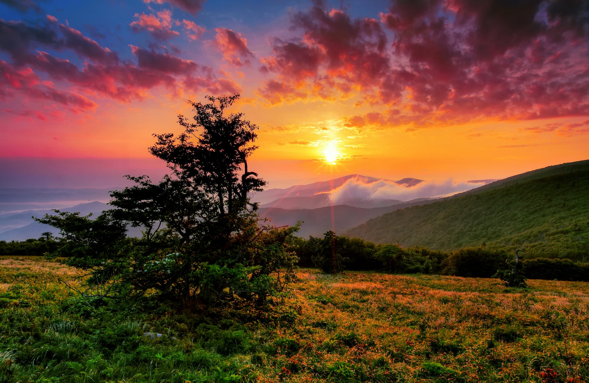 united states north carolina morning sky clouds sun rays mountain hill