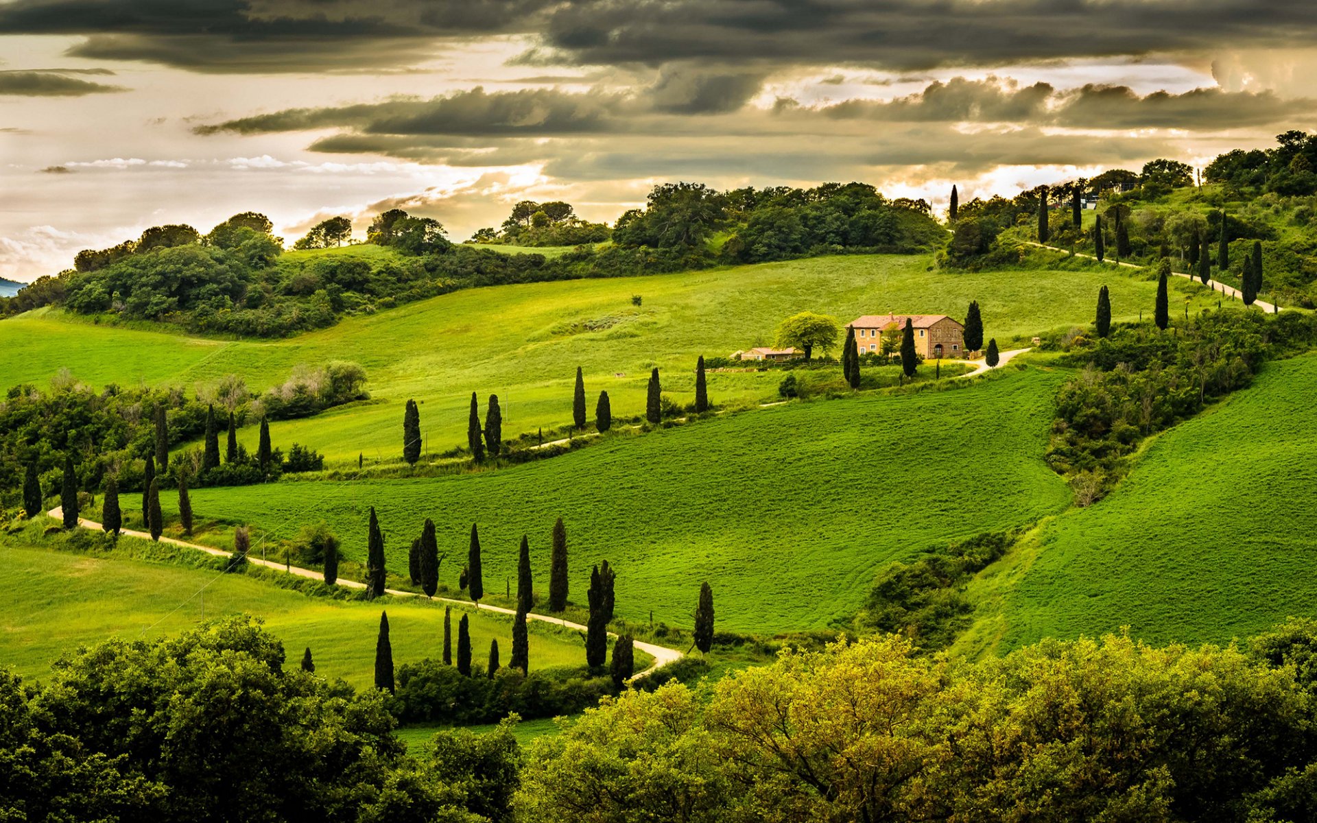 umbria italia italy hill house tree green sky clouds nature landscape