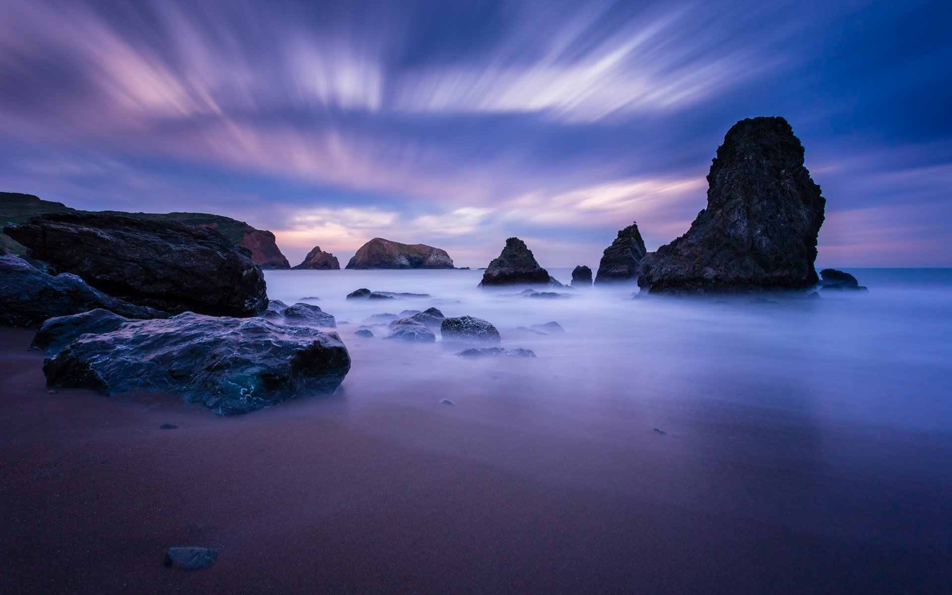 etats-unis californie océan détroit calme côte pierres roches soirée bleu lilas ciel