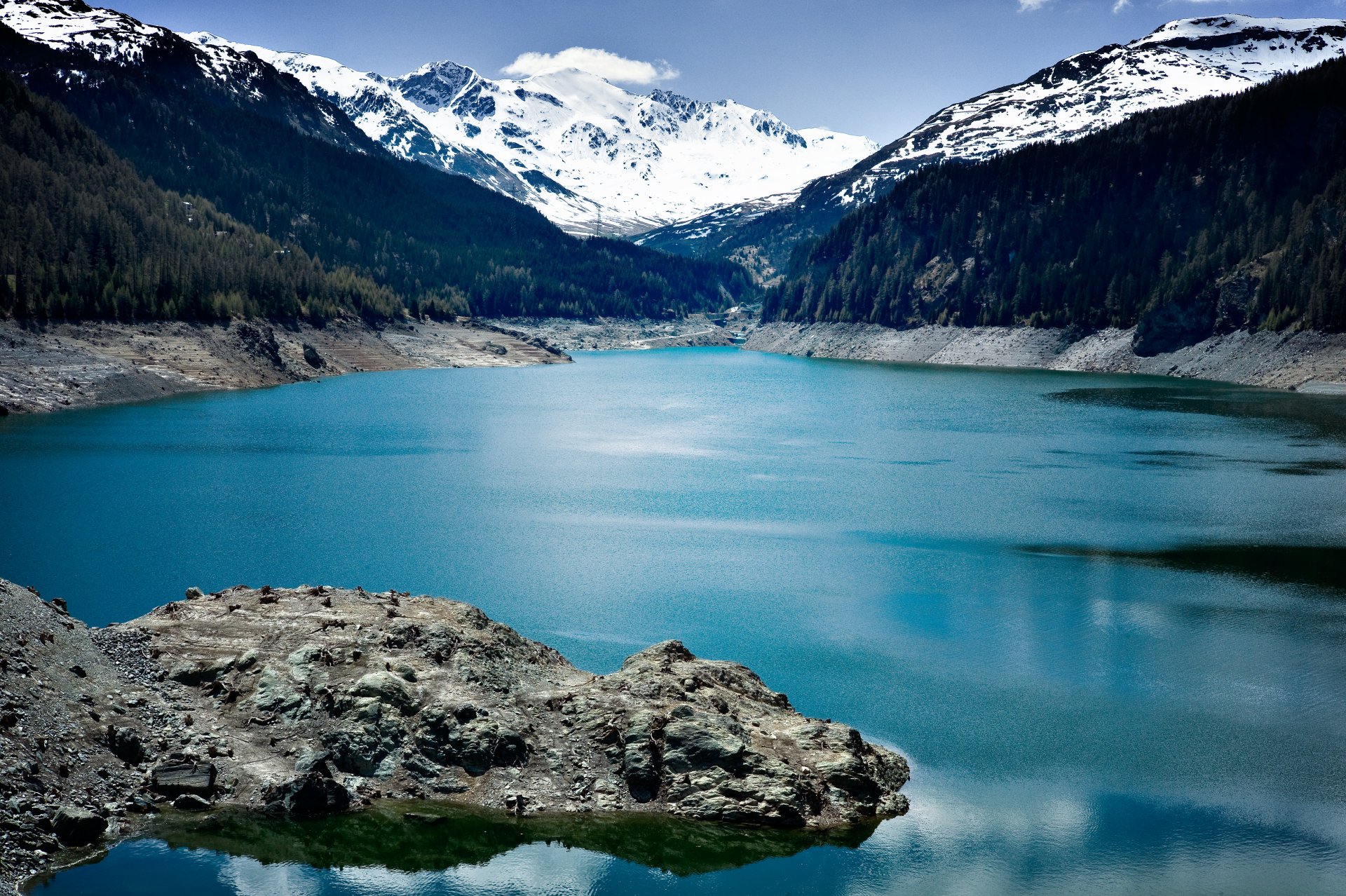 mountain sky stones lake blue-eyed lake