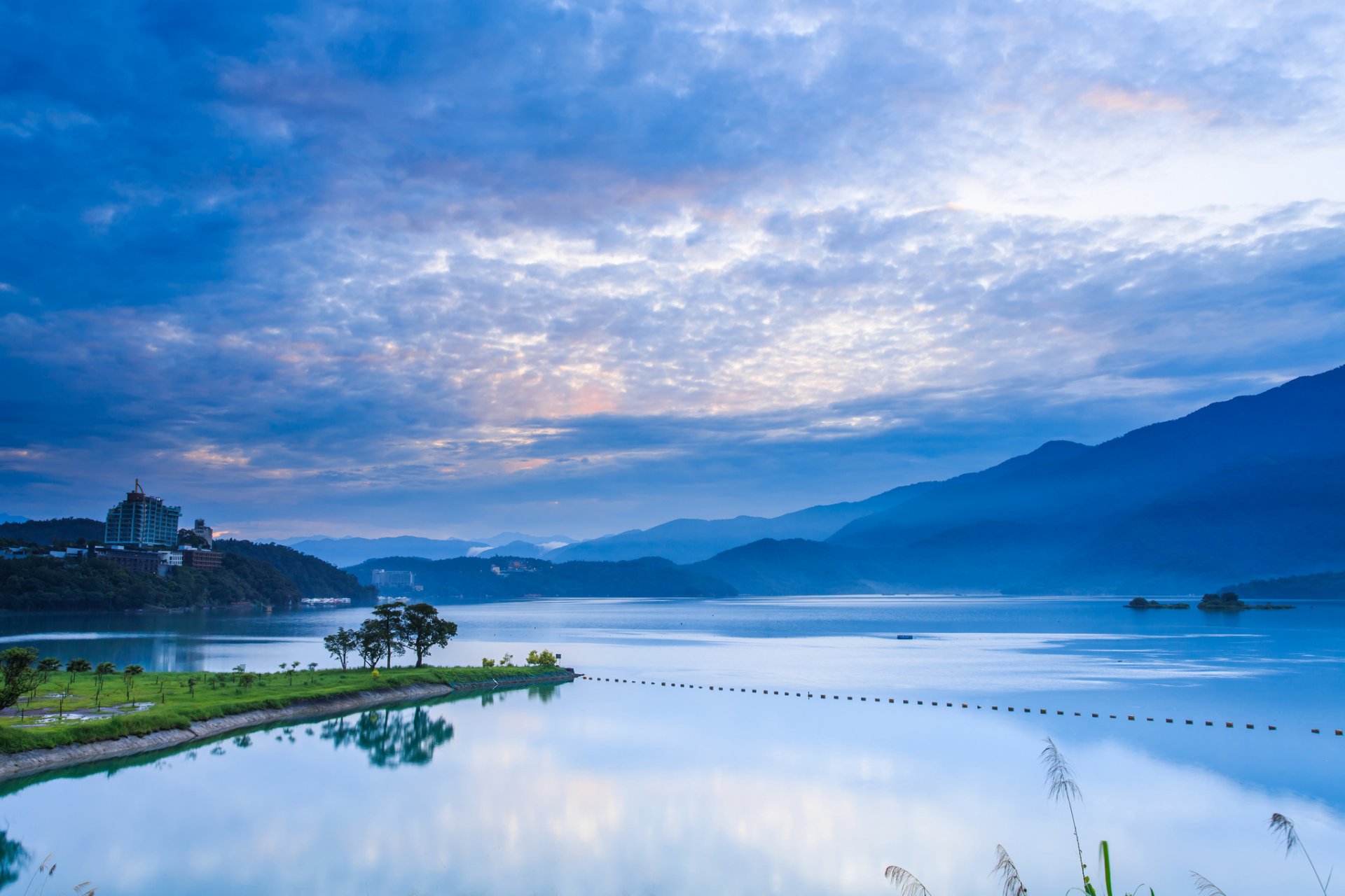 china china taiwan nantou morning dawn mountains blue sky clouds lake reflection shore trees nature