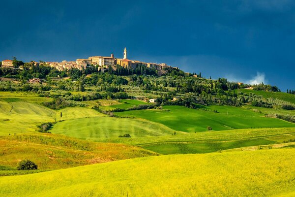 Panorama von Italien. Felder der Toskana