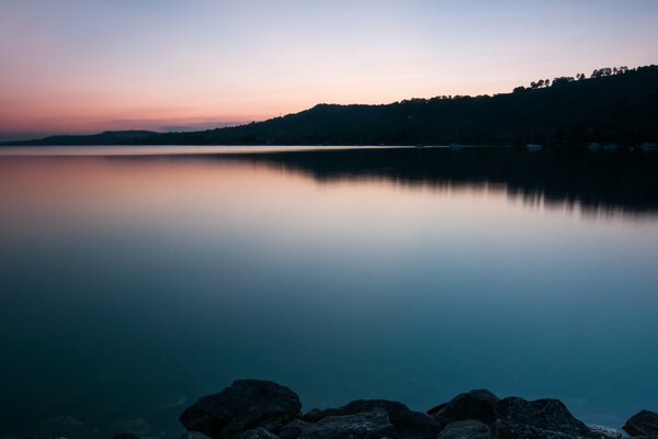 Lac Suisse au coucher du soleil