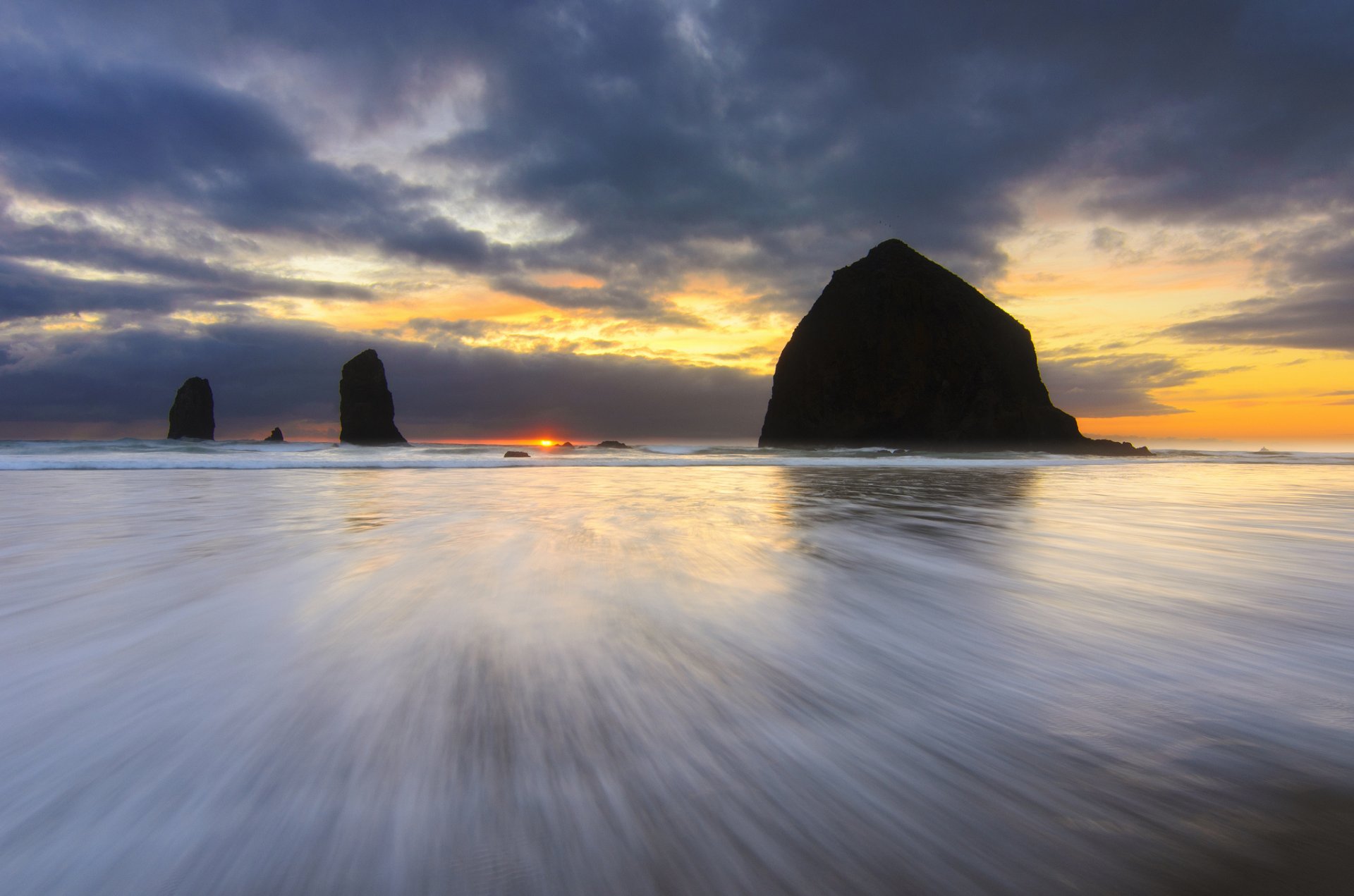 usa oregon ocean beach shore rocks evening sunset sun sky cloud