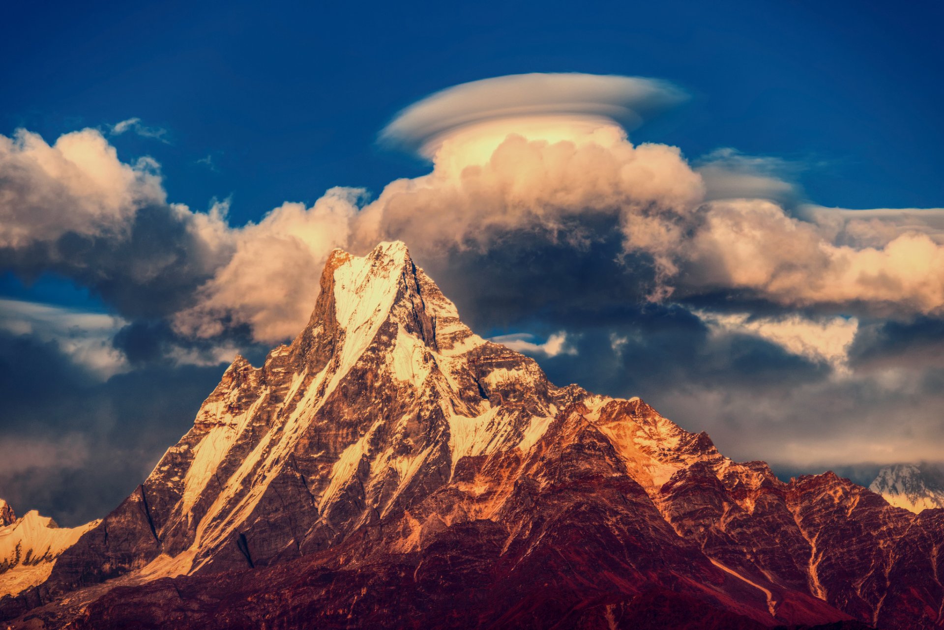 nepal mountain himalayas annapurna massif sky cloud