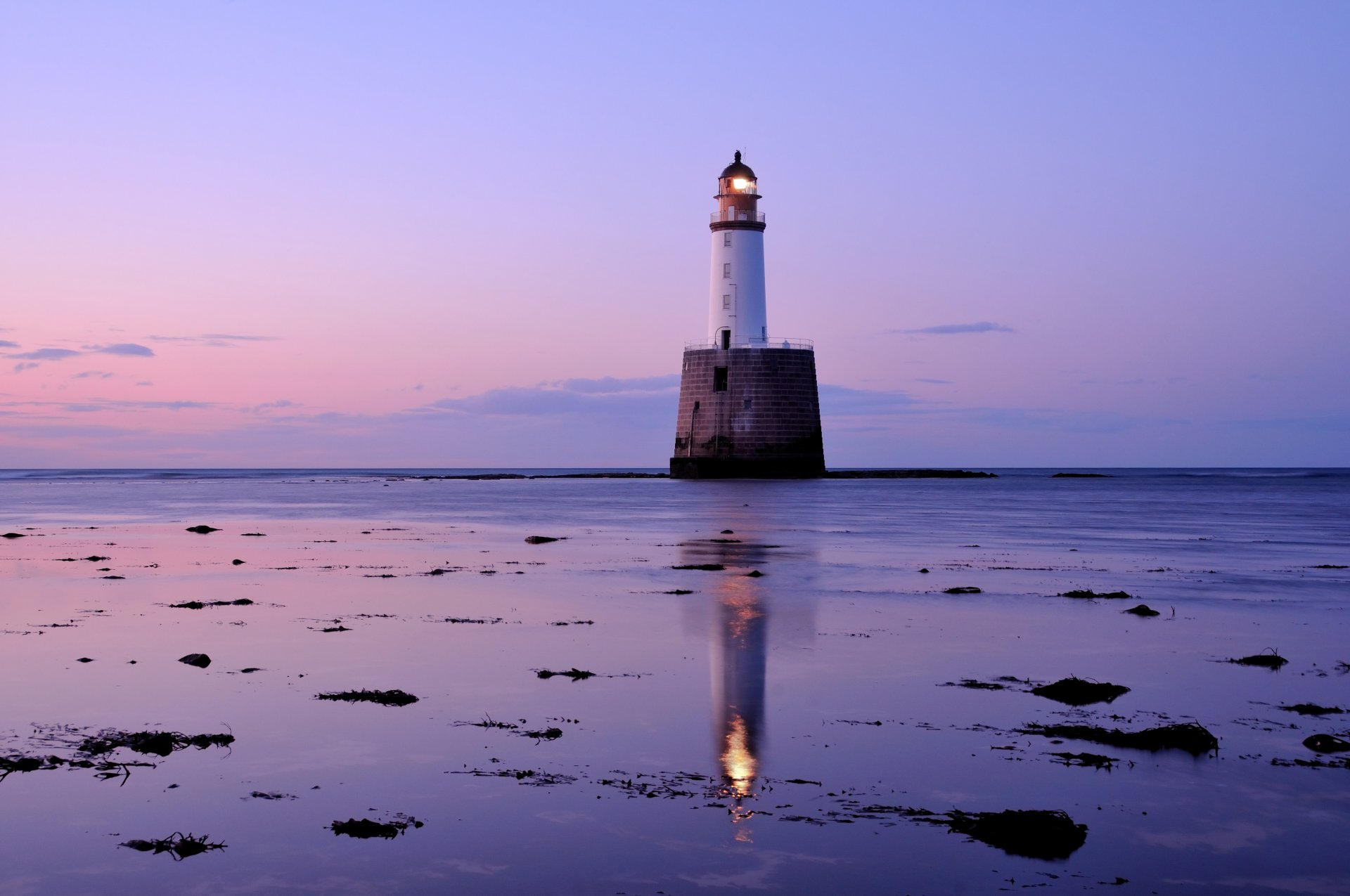 regno unito scozia mare faro sera lilla crepuscolo tramonto rosa cielo nuvole