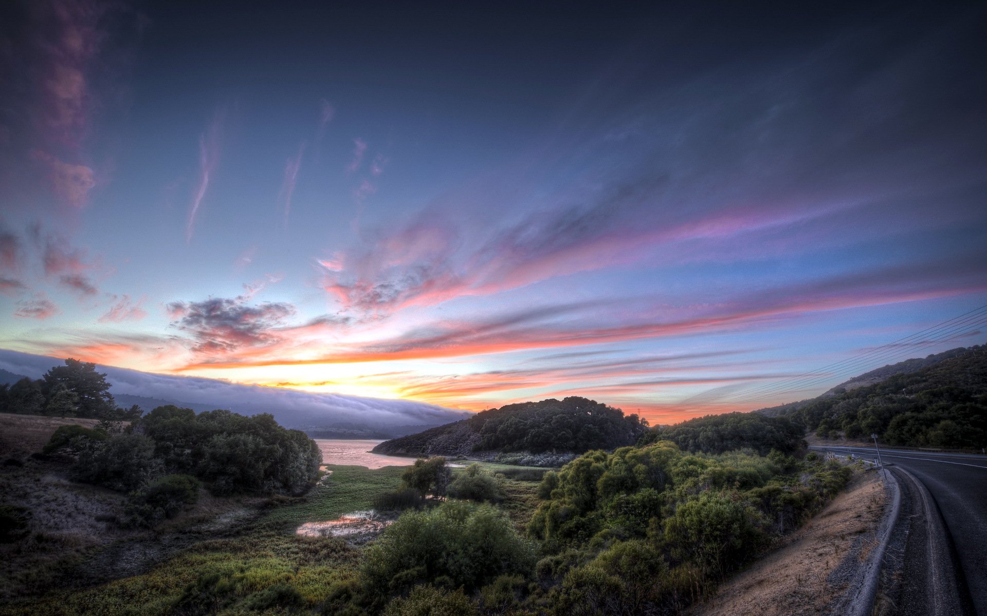 route coucher de soleil paysage