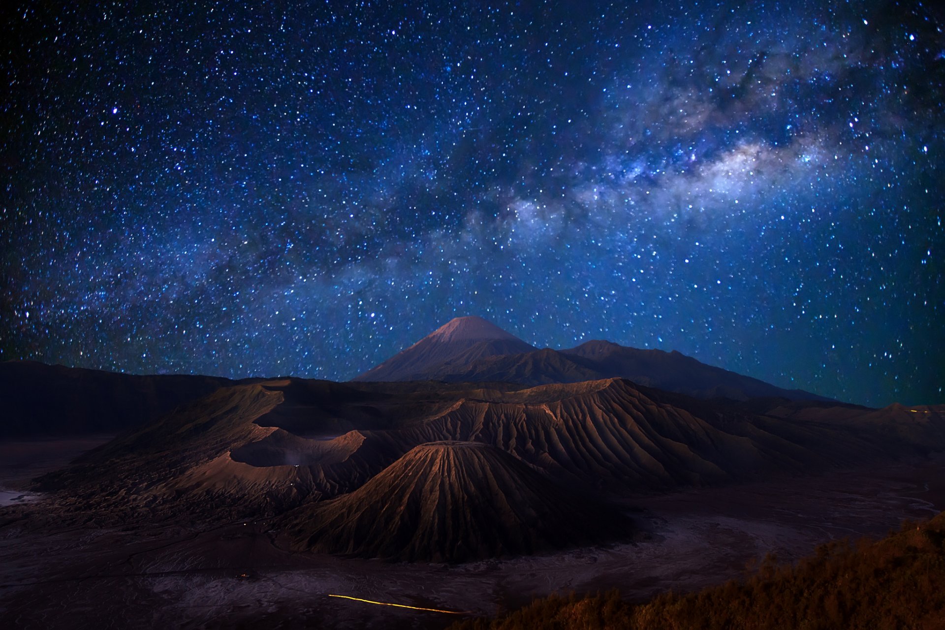 indonesia island java volcano of bromine night blue sky star milky way