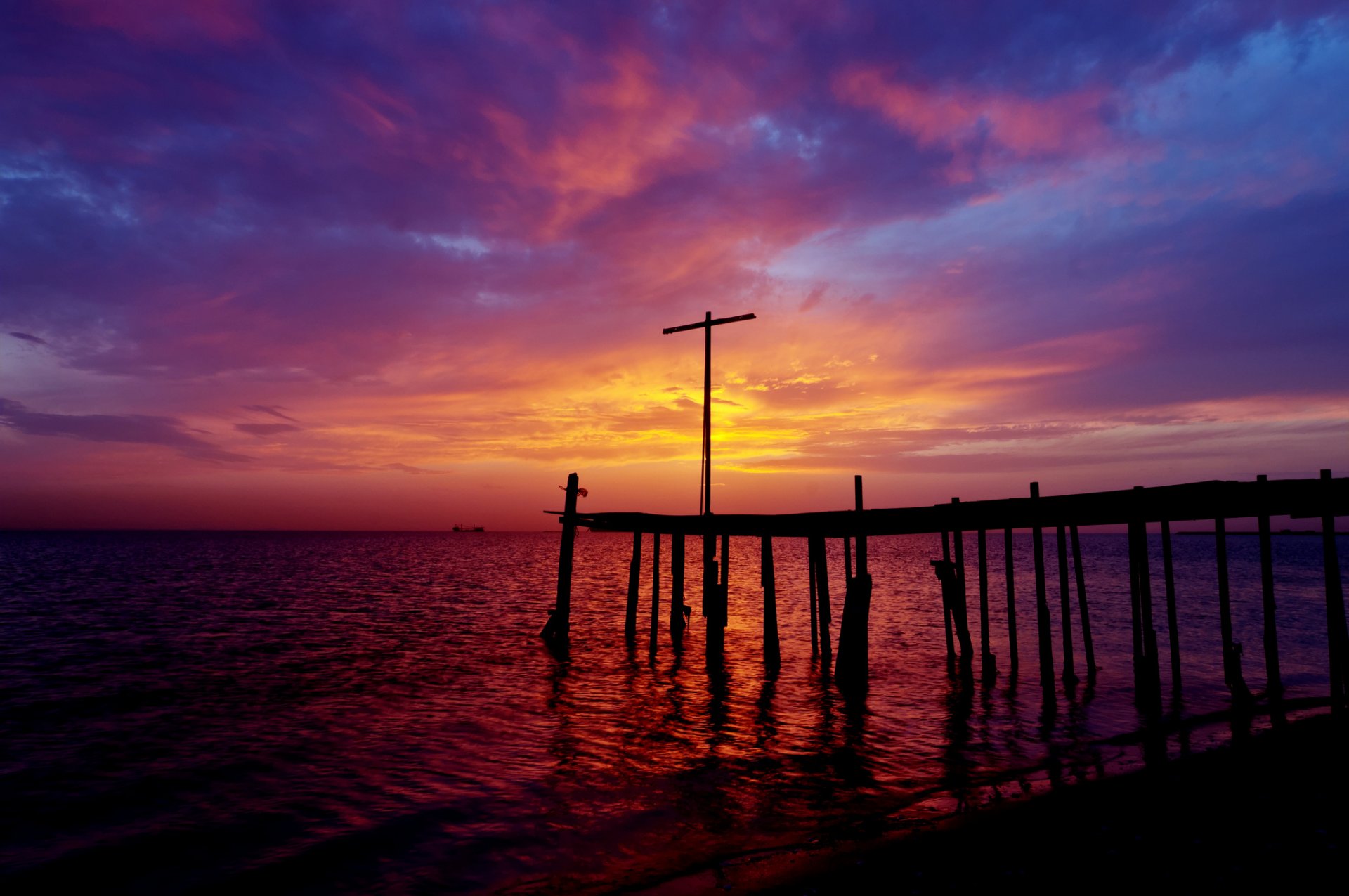 bahrain gulf pier beach night sunset