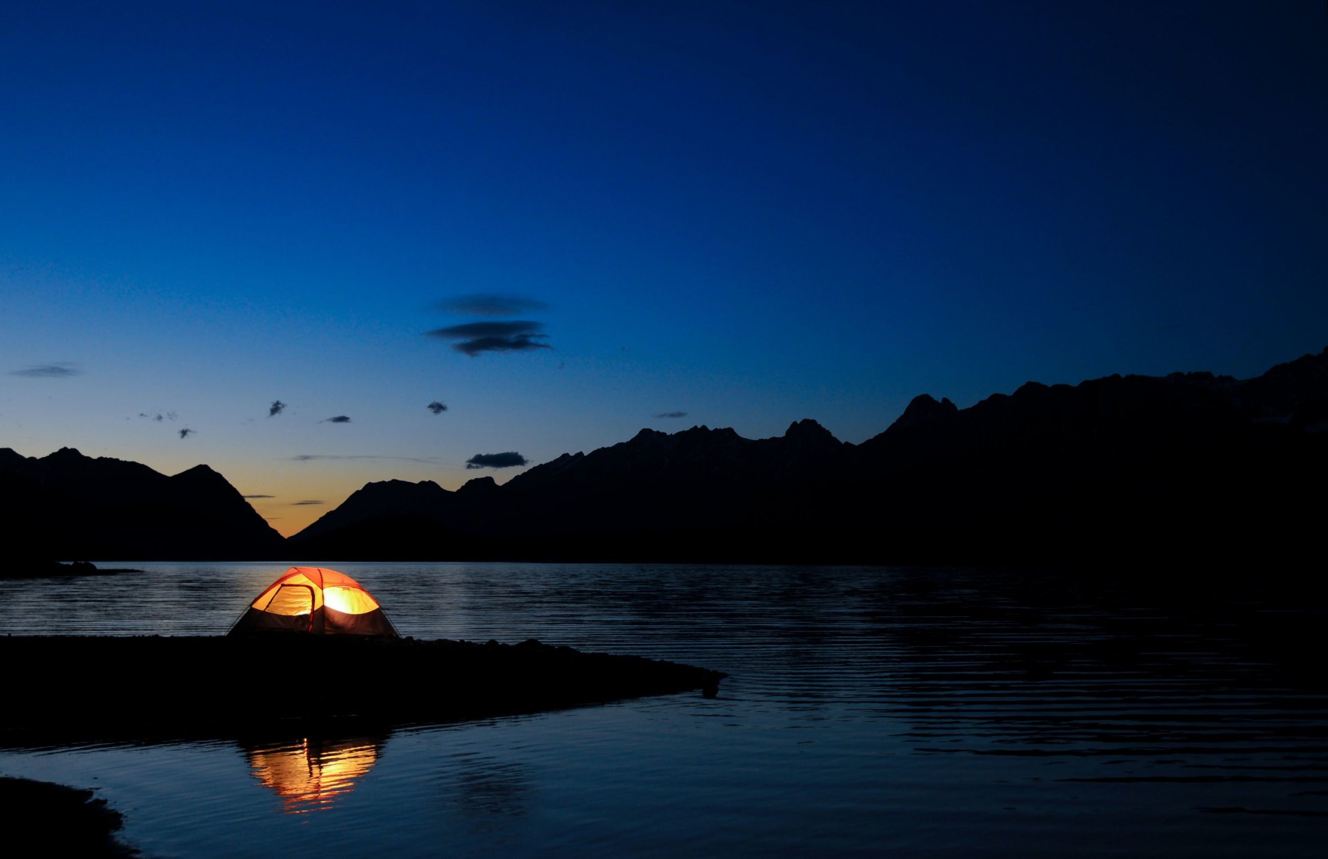 paesaggio mare acqua tenda nero cielo nuvole sfondo widescreen schermo intero carta da parati