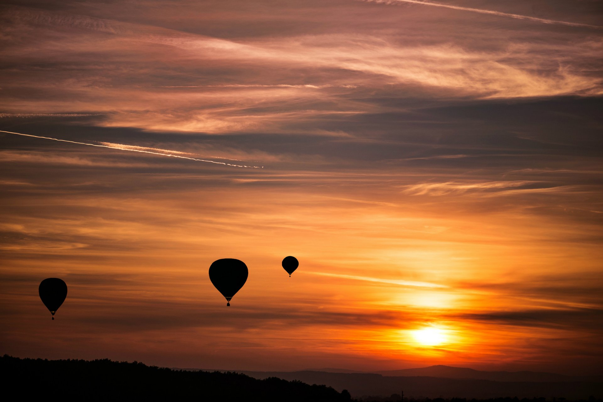 soir coucher de soleil soleil orange ciel ballons