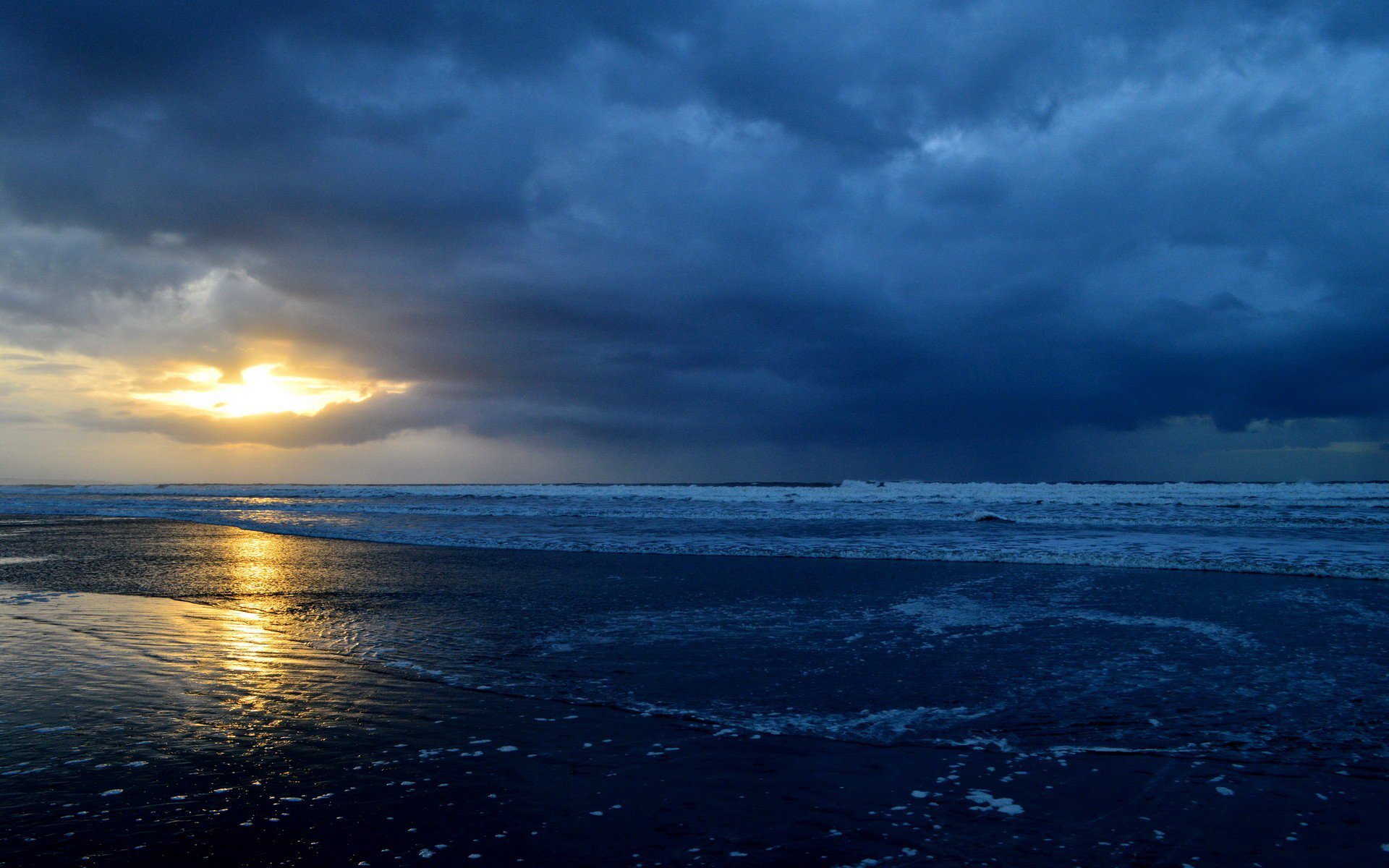 paesaggio mare acqua sole cielo nuvole riva orizzonte