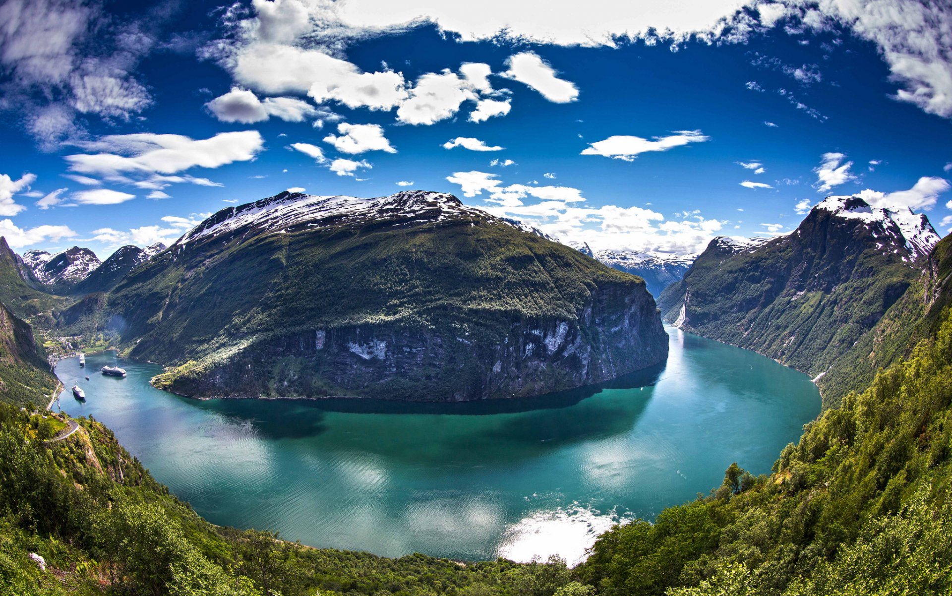 norway counties møre og romsdal sunnmøre geiranger fjord the geiranger fjord fjord water mountain ships sky cloud