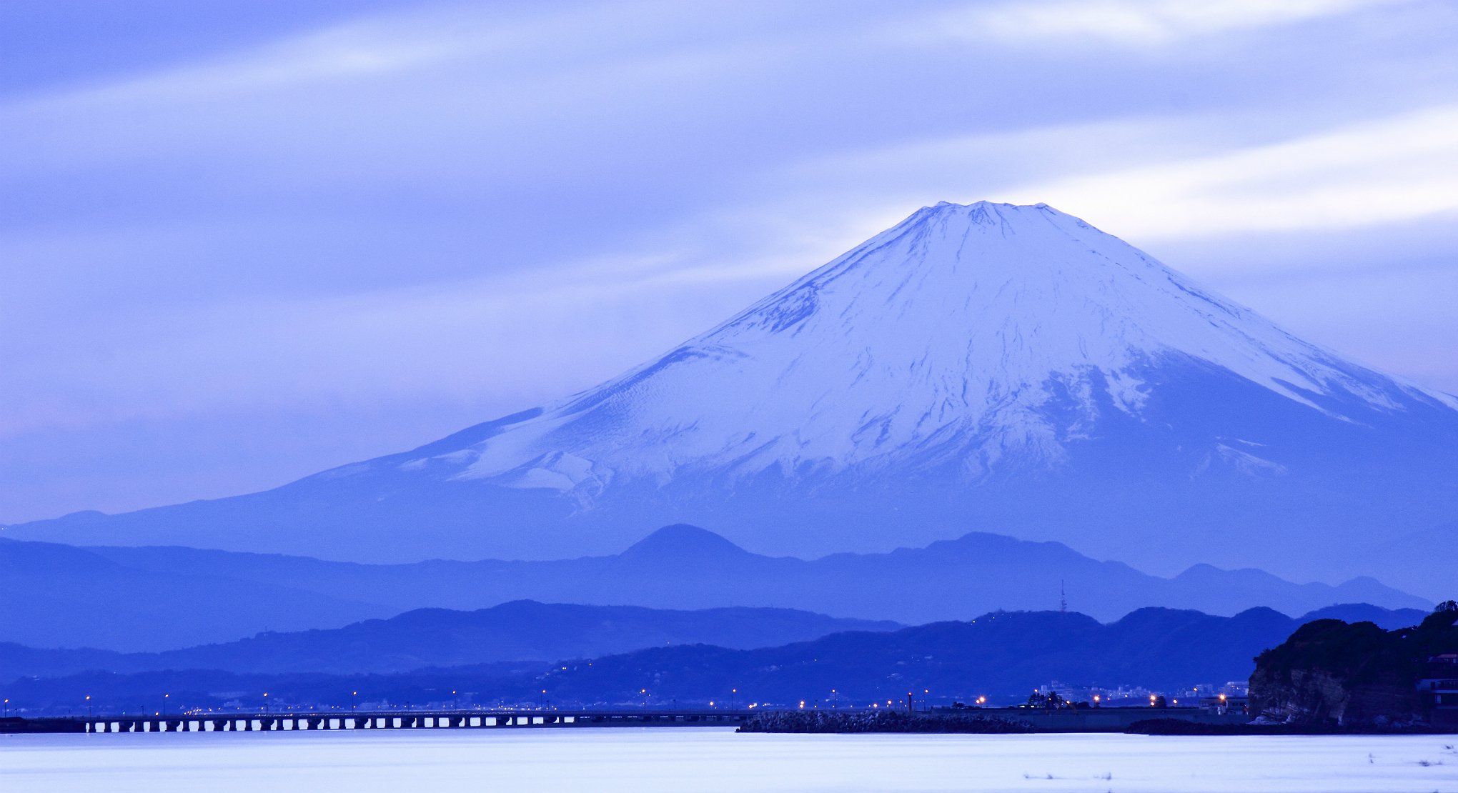 japan island honshu mountain fuji sea