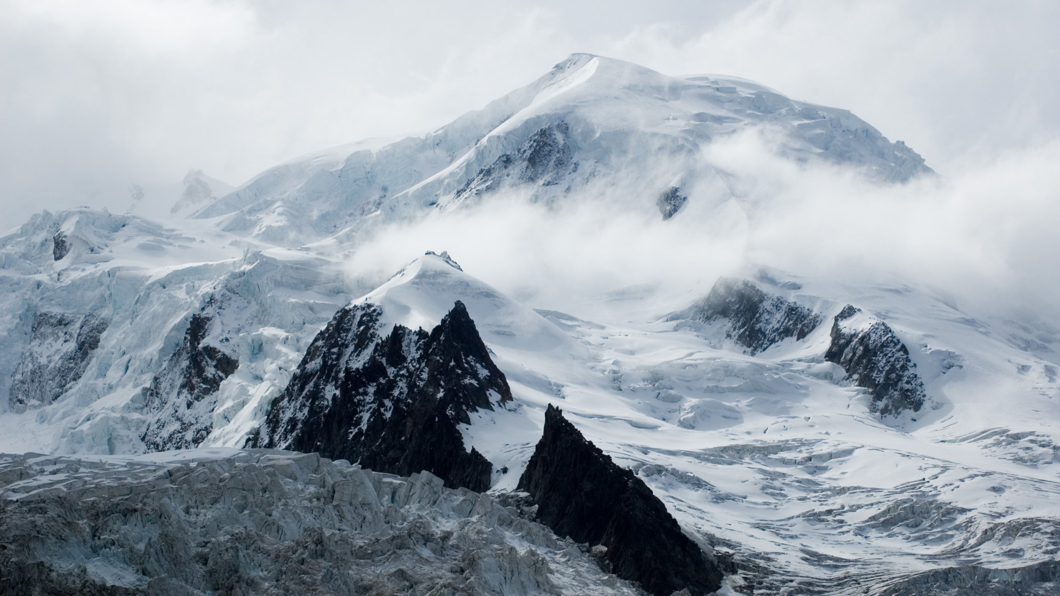 montagna inverno neve vetta