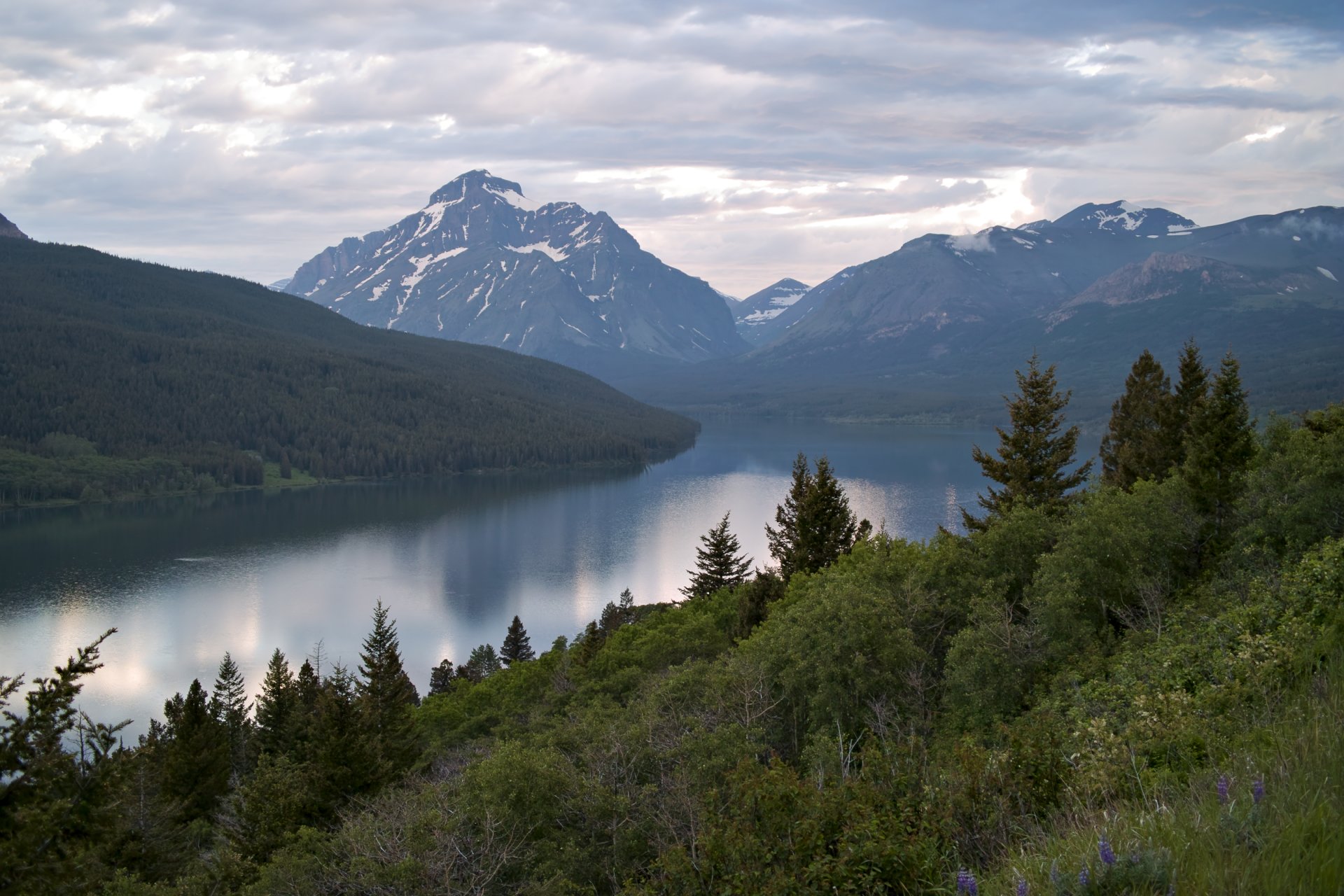 due medicina lago glacier national park lago montagne