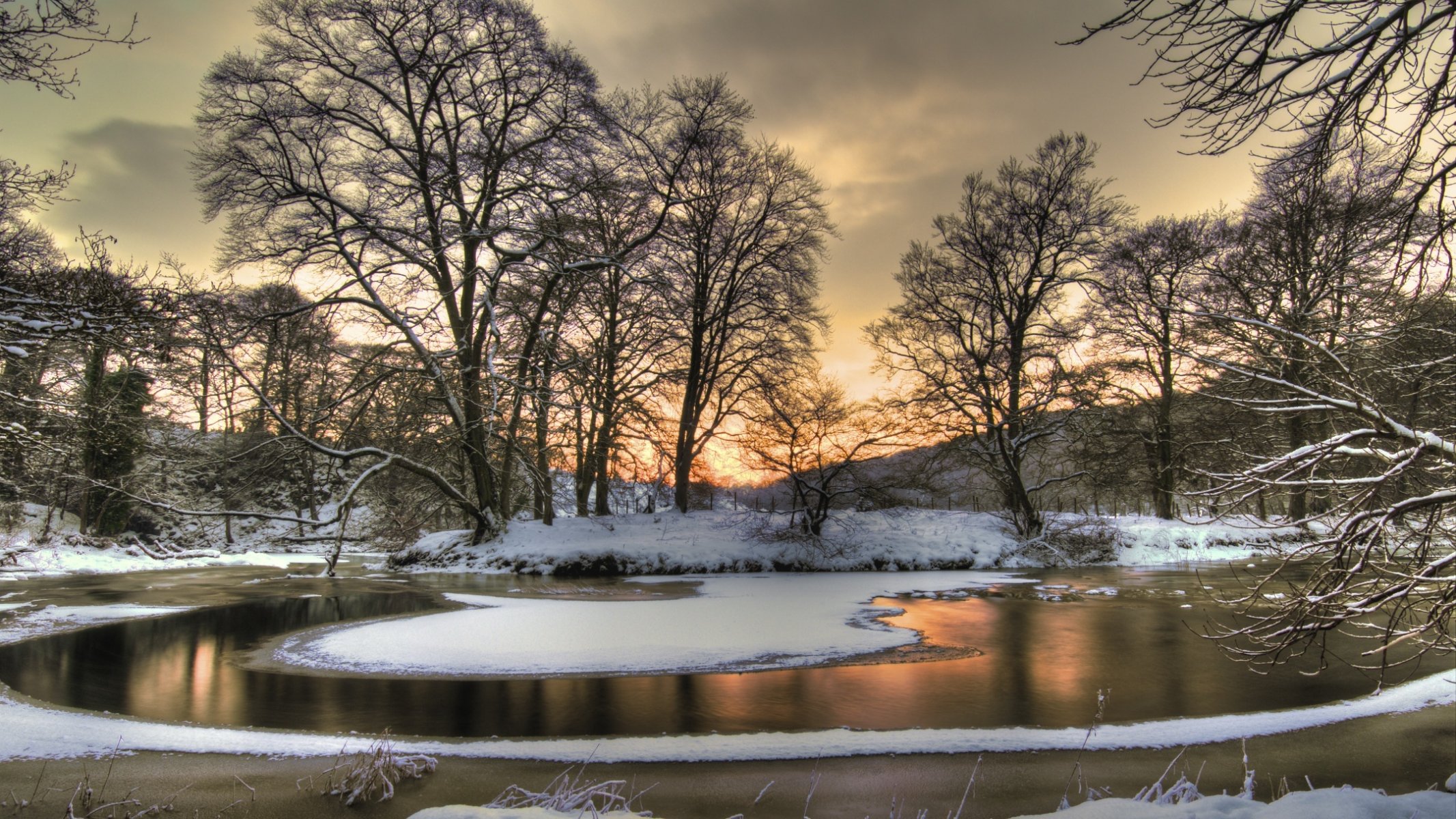 nature hdr paysage saison hiver vue couleurs neige glace nuages ciel coucher de soleil arbre arbres rivière cool nice hiver vue couleur rivière belle cool bon