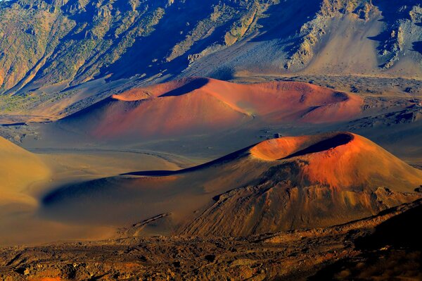 Cráteres del volcán en el parque Haleakala