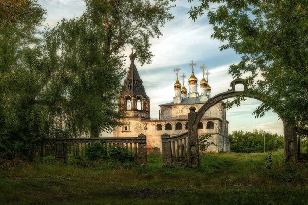 Храм Христа спасителя. Село Борисоглеб