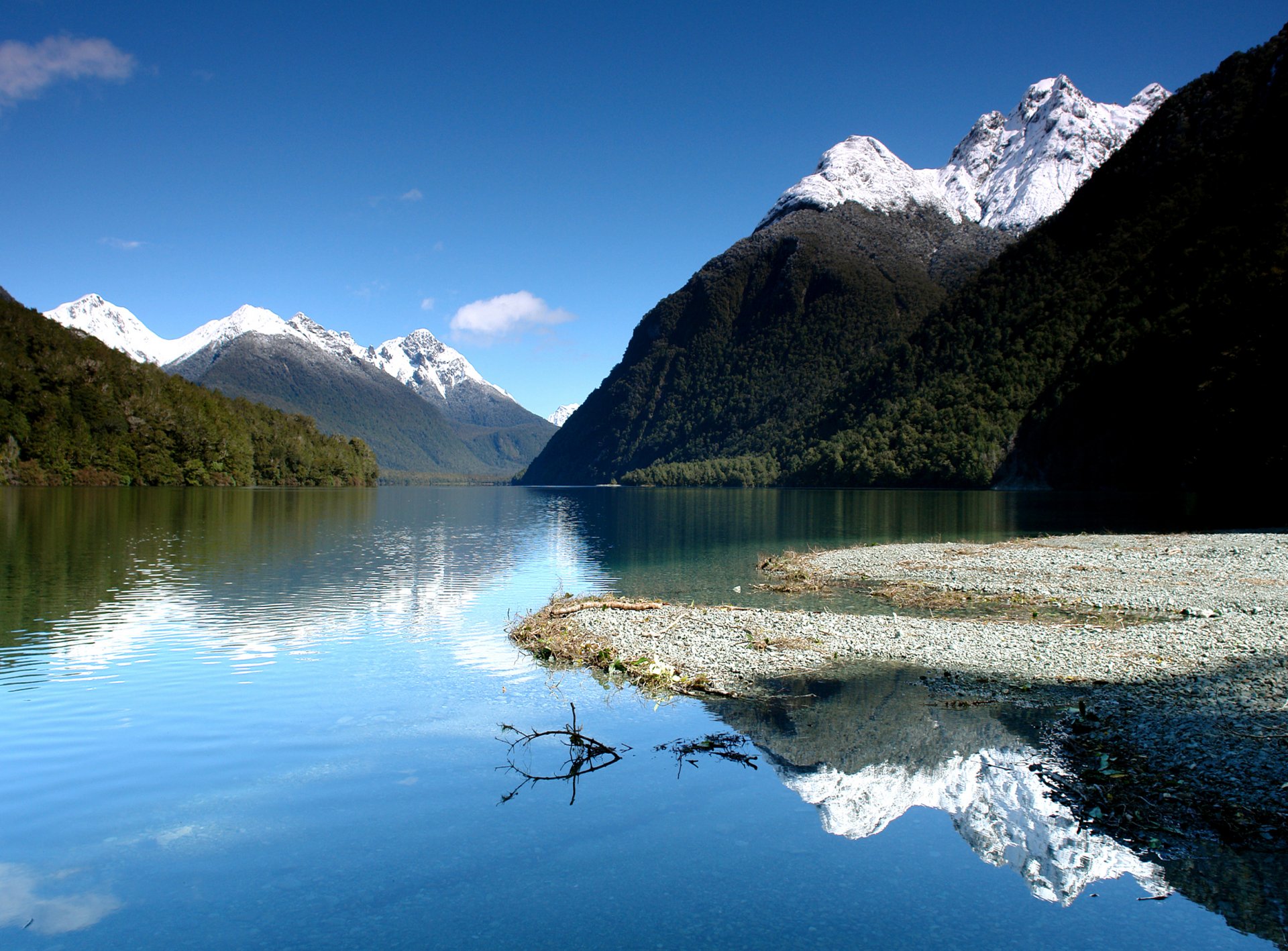 nuova zelanda montagne lago riflessione blu cielo