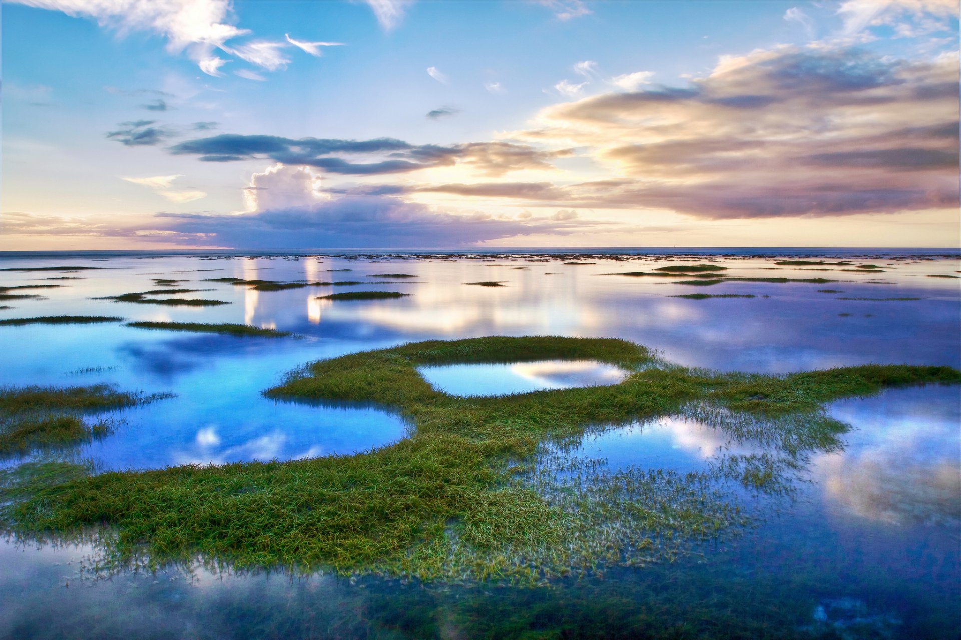 небо облака лагуна озера вода трава