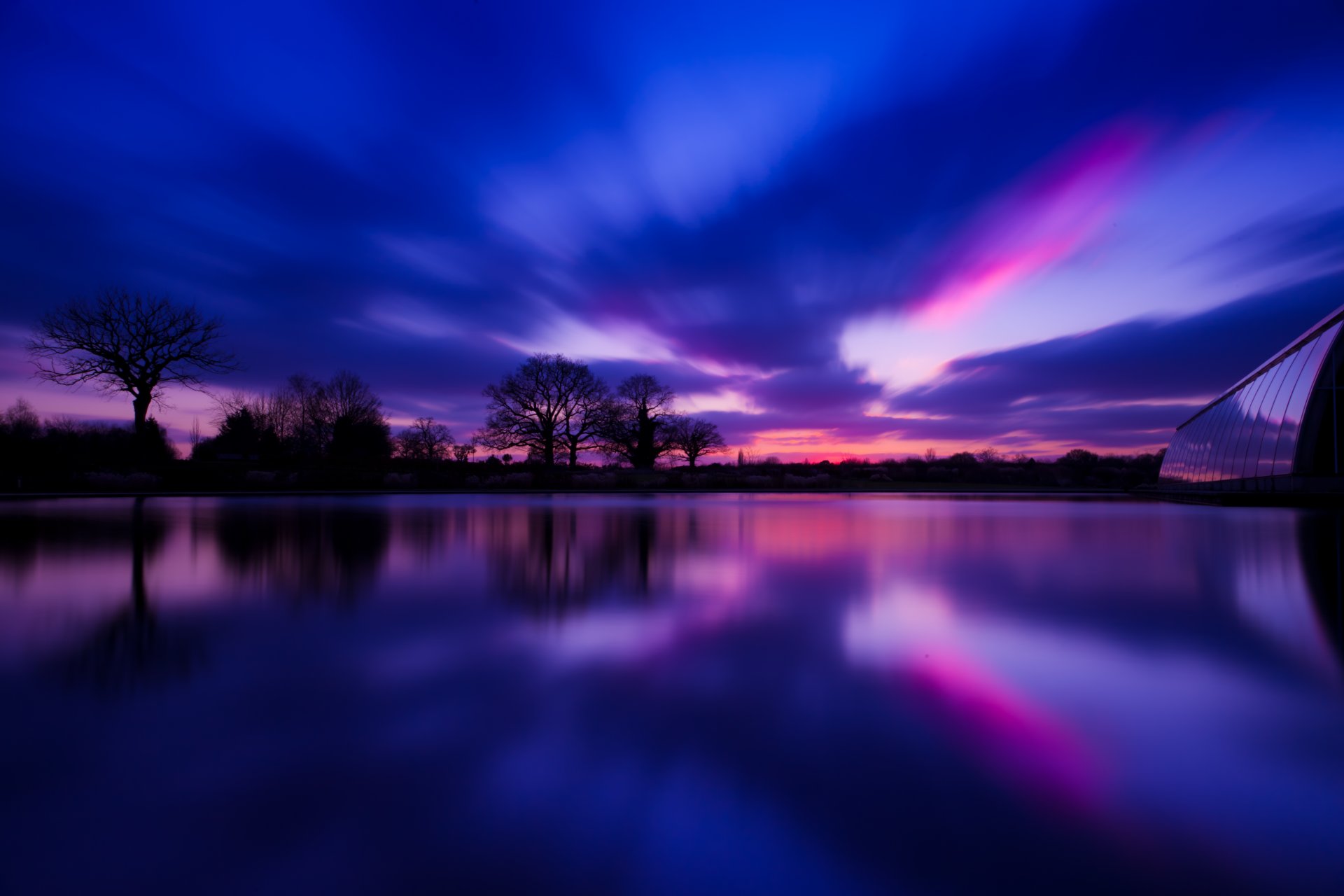 royaume-uni angleterre village soirée coucher de soleil arbres rivière réflexion