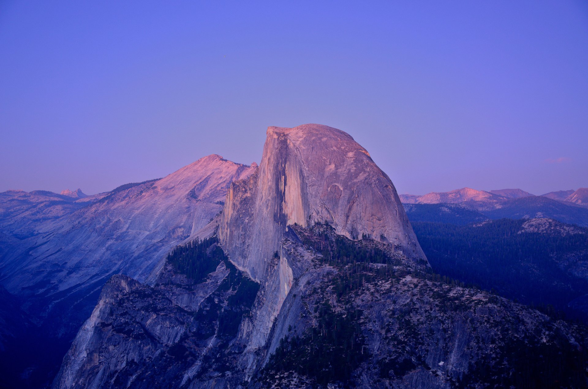 parque nacional de yosemite california estados unidos hough dome roca de granito puesta de sol luz de la luna