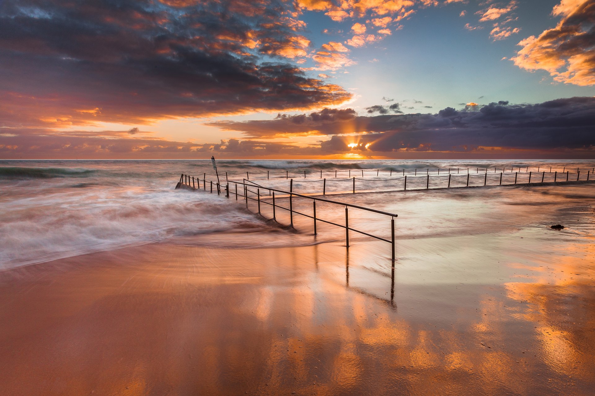 australie mer océan plage clôture chaînes ciel soleil nuages rayons