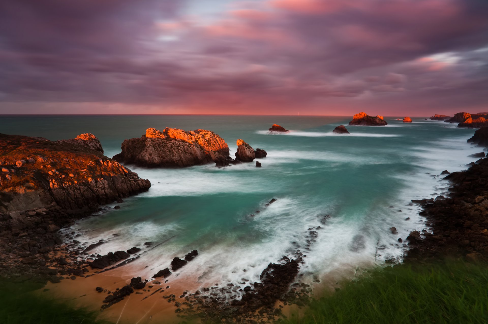 espagne cantabrie coucher de soleil côte rochers pierres lumière mer océan