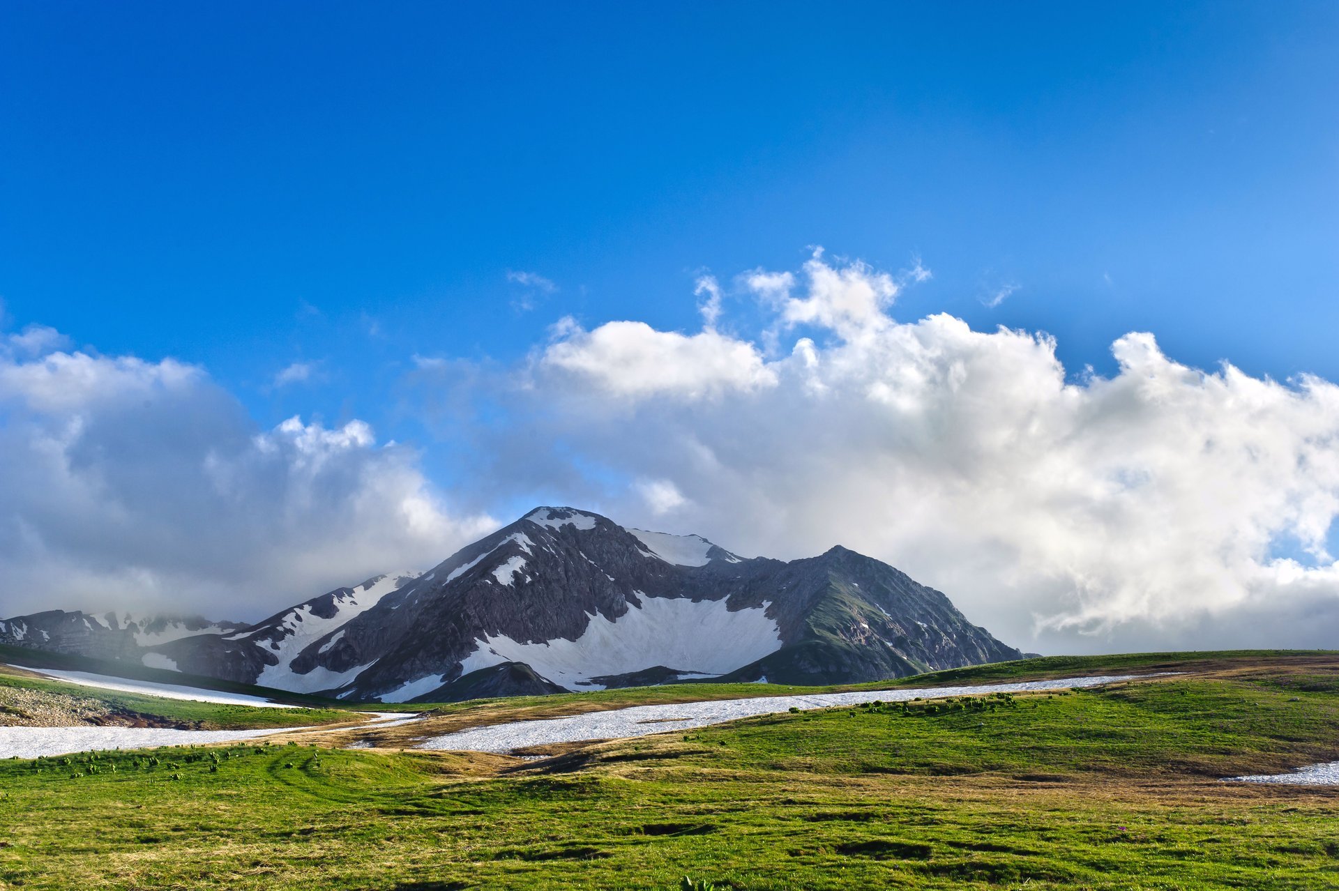 landscape beautiful higlands mountains clouds blue sky nature