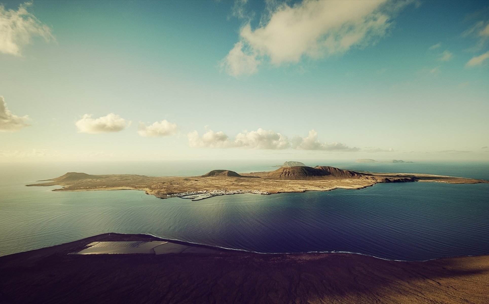 foto meer insel berge hügel wasser himmel wolken höhe landschaft