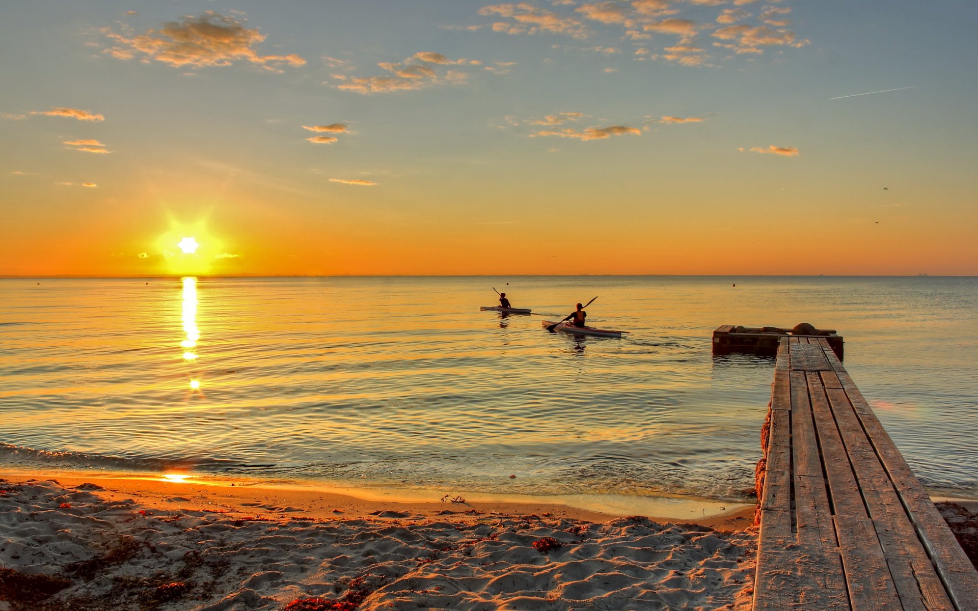 mer coucher de soleil bateaux