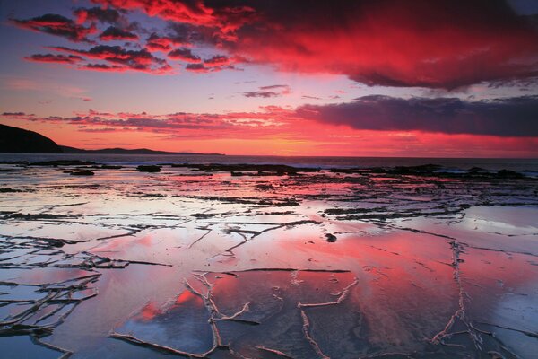 Beautiful sunset on the sea