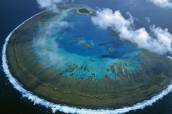 Die Insel. Erholung. Das Resort. Das Meer