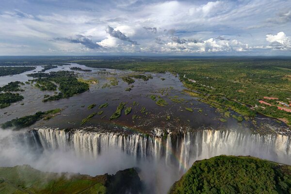 Chute d eau Victoria en Afrique avec arc-en-ciel